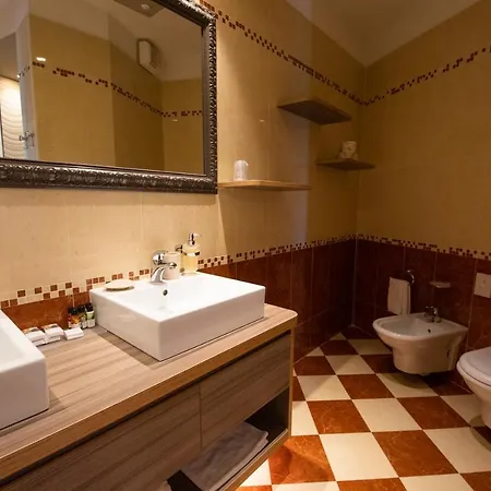 Hotel Carlton 4*