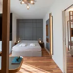 Hotel Carlton