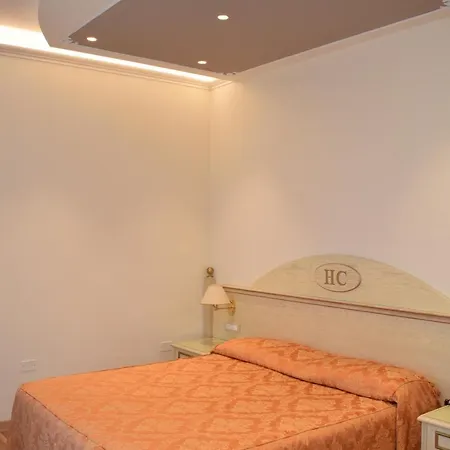 Carlton Hotel 4*