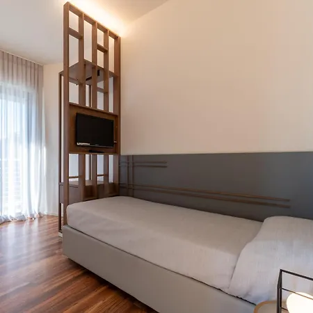 Hotel Carlton 4*