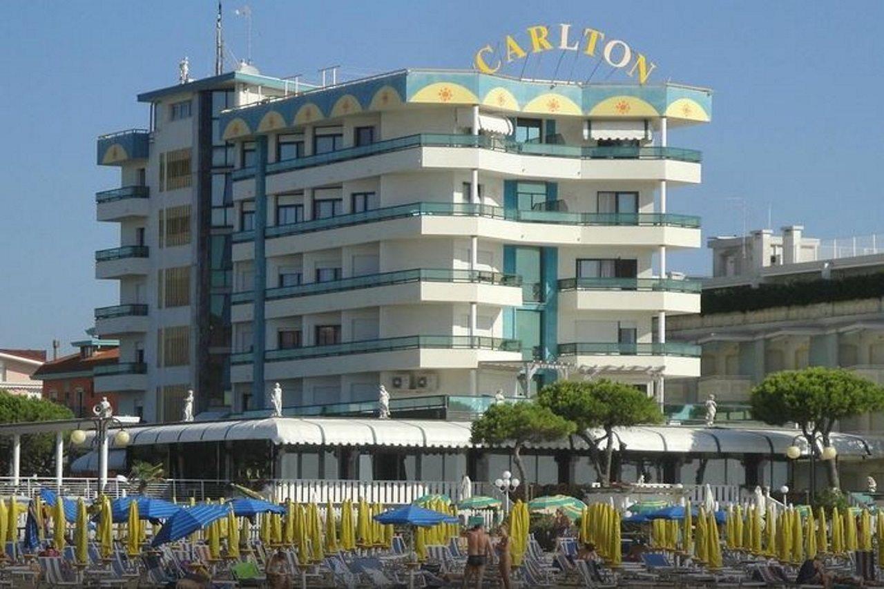 Hotel Carlton